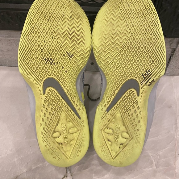 Green grey Nike air max infuriate size 7Y - Picture 9 of 11